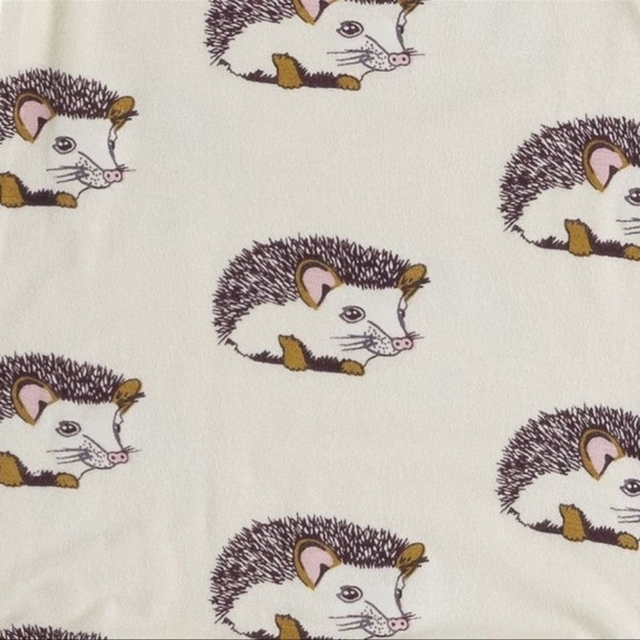 🎉🎉HOST PICK🎉🎉Kate Quinn BIB MAHOGANY HEDGEHOG | BAMBOO, Large, NWT - Picture 2 of 5